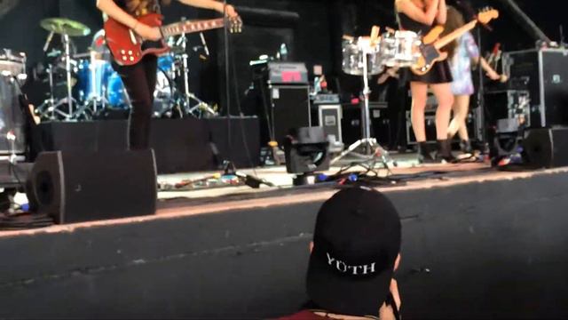 Haim banter смотреть онлайн