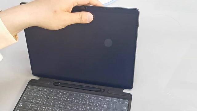 【Ezstick】Microsoft Surface Pro 8 9 鍵盤膜樣式 及 機身貼 螢幕貼 Touchpad 保護貼 施工過程 DIY 筆電包膜 смотреть онлайн
