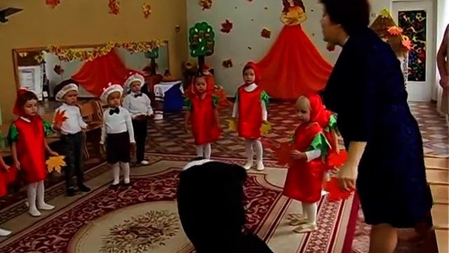 Утренник осень 2018 Младшая группа Соня часть 1 смотреть онлайн