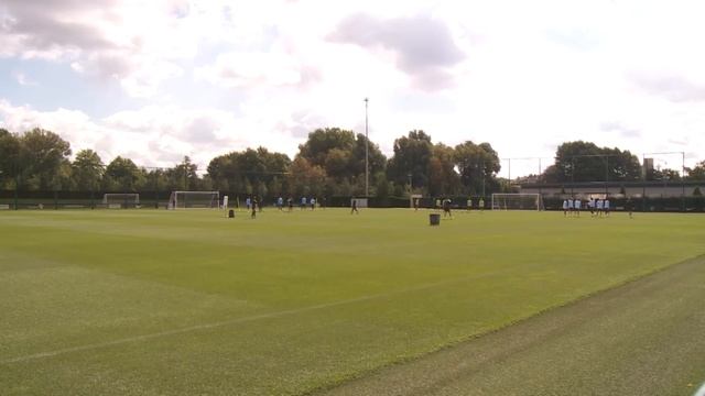 BUCKET-BALL CHALLENGE | Man City Training смотреть онлайн