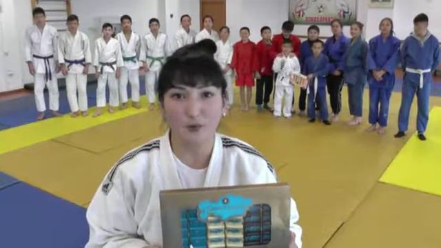 Мен Омарова Айжан Қазақстан халқы сіздерден өтінемін мен баян сұлу конкурсына қатысушы ретінде тұр смотреть онлайн