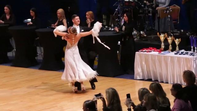 Михаил Майданюк - Анна Снегирь Minsk Open Молодежь Квикстеп смотреть онлайн
