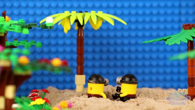 ♥ MINIONS Mini Movie Treasure Hunt & Banana Island (Stop-Motion Cartoon For Kids)
