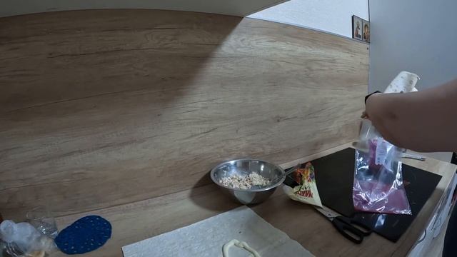 ВЛОГ/БОЛТАЮ/ГОЛЕНИ В ДУХОВКЕ/ЗАКУСКА ИЗ ЛАВАША/21.04.2023 г смотреть онлайн