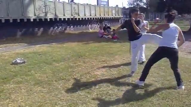 Capoeira Sport & Life mini roda con Pedriel III смотреть онлайн
