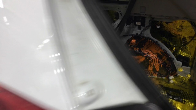 Шумоизоляция KIA Sportage. Владельца категорически не устраивало количество шума в салоне. Поправимо смотреть онлайн