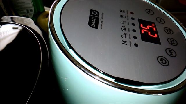 DASH Compact Air Fryer Review PLUS Where I'm Staying Right Now! смотреть онлайн