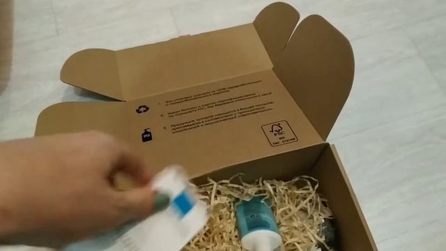 Крем для чувствительной и сверхчувственной кожи лица и глаз - это LA ROCHE-POSAY (ля Рош позе) смотреть онлайн