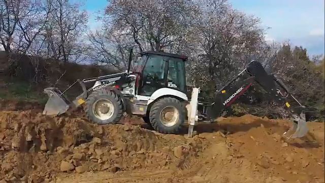 Top 10 Backhoe Loader In The World