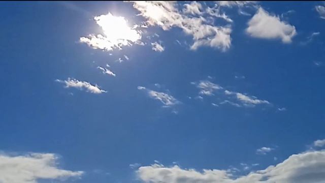 АЗС, дома на крыше,переводим энергию солнца в километры! смотреть онлайн