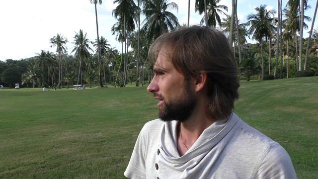 Сергей Ситец - Рабочее место на поле гольф клуба [веселый инфобизнес] смотреть онлайн