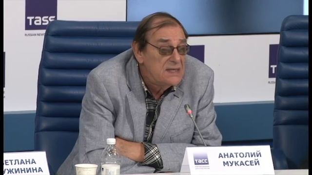 Анатолий Мукасей обращается к полонникам "Гардемаринов" смотреть онлайн