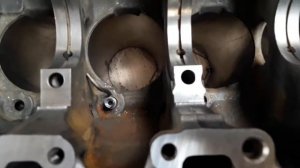 Renault Master III  2.3 cdti. Как легко снять маслянные форсунки охлаждения поршней