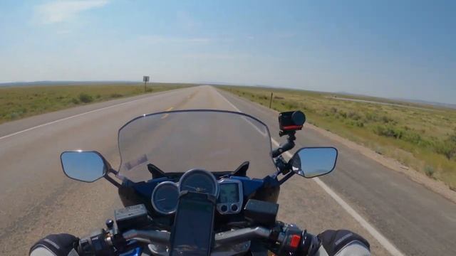 Wild West Adventure I Hip Hop and Skip Across Wyoming! Epic Western adventure on a Yamaha FJR1300 смотреть онлайн