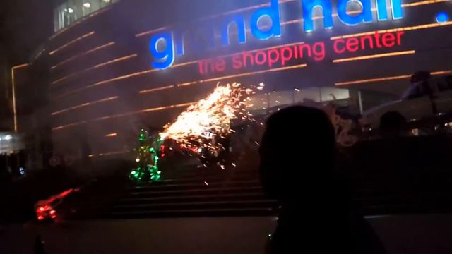 Лазерное шоу "Люди и Демоны" смотреть онлайн