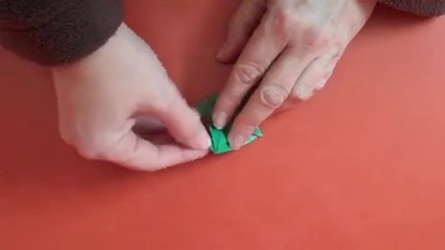 Origami Frog-iPhone.m4v смотреть онлайн