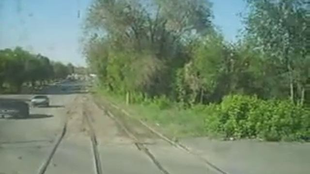 Орск, на трамвае в сторону ЦМК (лето 2011 года) смотреть онлайн