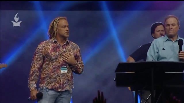 Майк Бикл и Тодд Уайт "О помазании Марии из Вифании" смотреть онлайн