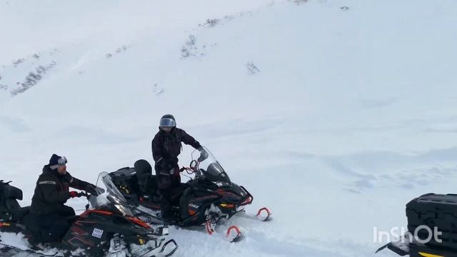 На снегоходах по Камчатке влк. Вилючинский оз. Тополовое смотреть онлайн