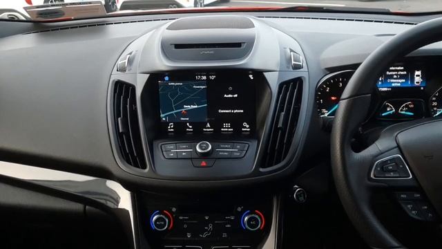 192L1171 - 2019 Ford Kuga 1.5TDCi ST-Line 120PS Pan-Roof Parking Pack RefI... смотреть онлайн