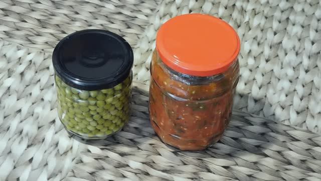 Как за 5 секунд открыть любую банку с закручивающейся крышкой только руками смотреть онлайн