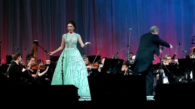 Aida Garifullina - Je Veux Vivre - C. Gounod (Romeo and Juliet) смотреть онлайн