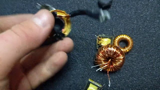 сколько меди в компьютерном блоке питания смотреть онлайн