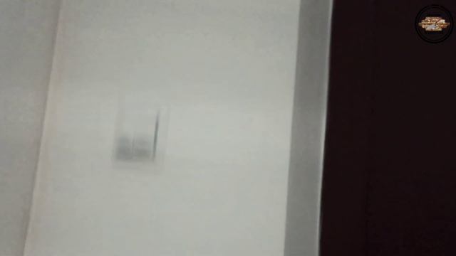 Небольшой тест можно ли клеить искусственный кирпич клинкер или плитку прямо на шпатлевку. смотреть онлайн