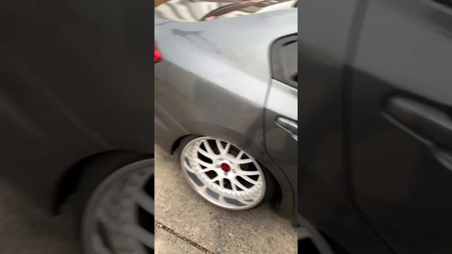 Quick walk around of my stanced 2013 civic lx on 19s gmr wheels смотреть онлайн