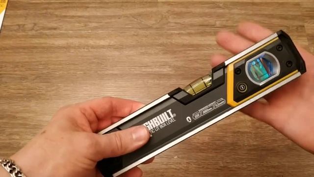 ToughBuilt уровень пузырьковый 9