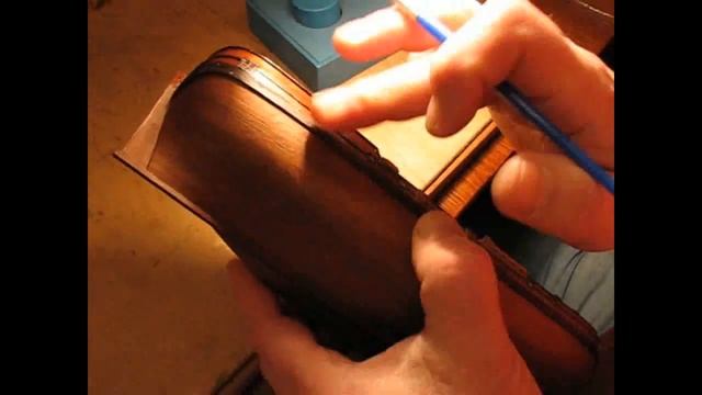 Бот "Святой Гавриил". Покрытие лаком бортов и палубы. смотреть онлайн