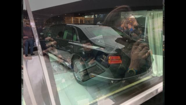 Новый российский автомобиль Аурус смотреть онлайн