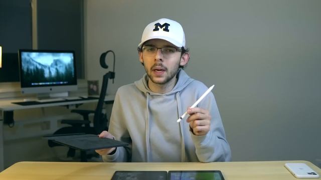 iPad 8th generation vs iPad Air 3 - Storage or Style? смотреть онлайн