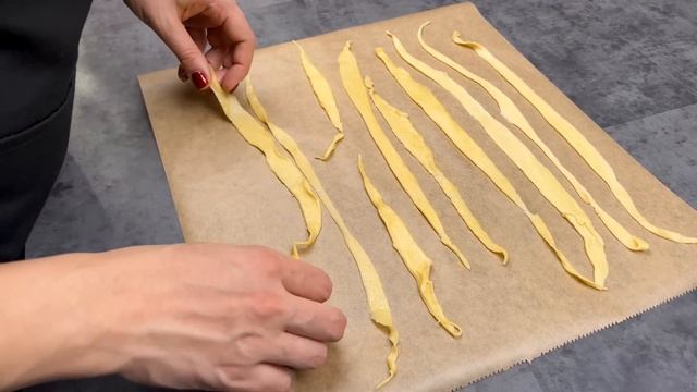 ТОРТ "НАПОЛЕОН" ?? Вкусный, нежный и хорошо пропитанный классический наполеон ! смотреть онлайн