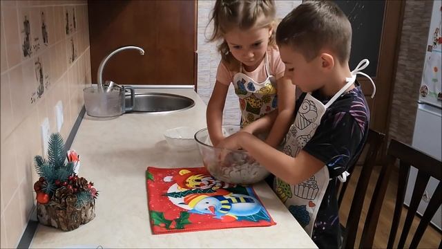 Песочное Печенье СНЕЖКИ с Грецкими Орехами Песочное Тесто без ЯИЦ САМОЕ НЕЖНОЕ и РАССЫПЧАТОЕ смотреть онлайн