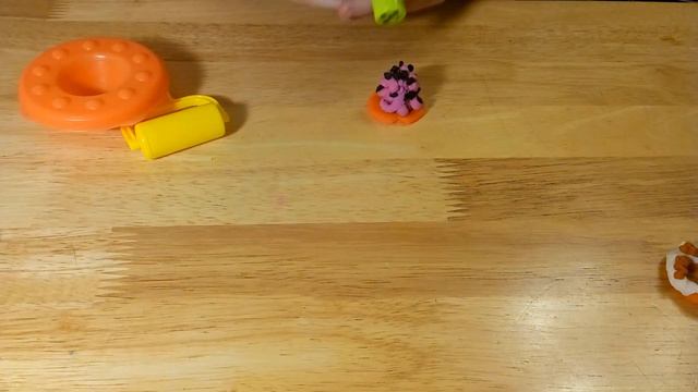 пластилин Play Doh смотреть онлайн