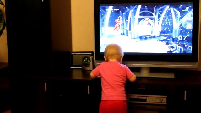 Ждановская Милана меломанка в 9 месяцев!!! смотреть онлайн