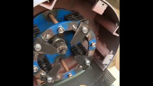 Молотковая дробилка - дробим скорлупу грецкого ореха.