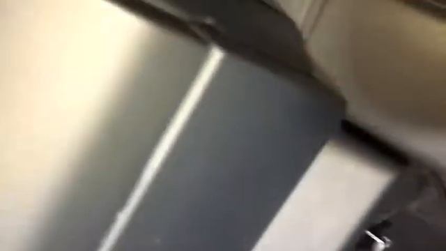 Фильтр салонный. Обзор и замена.