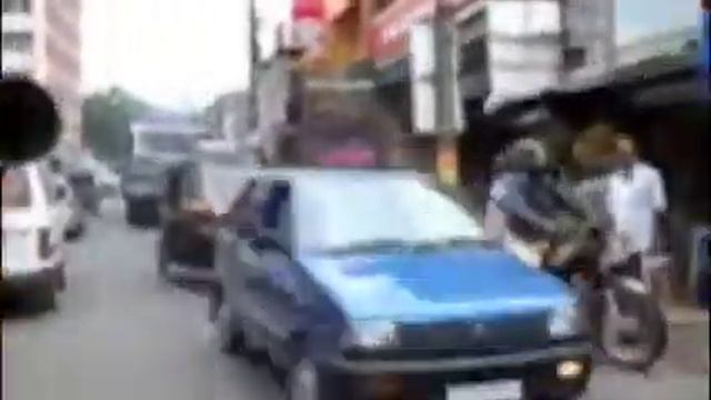 Индия. Керала. Палаккад. Моторикша смотреть онлайн