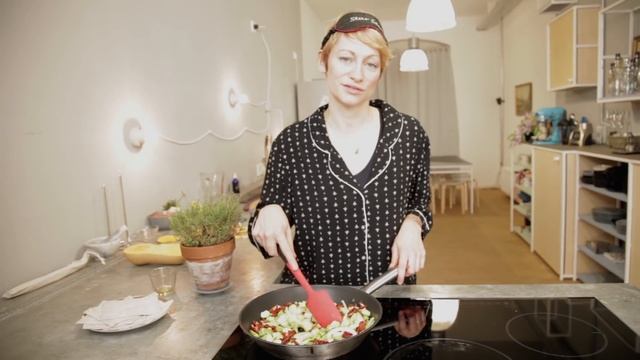 Schneller Blechkuchen mit Kürbiscreme - Katerkochen mit Noveaux | Sophias vegane Welt смотреть онлайн