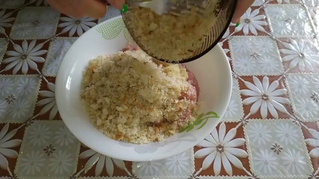 Куриные котлеты с кабачками. Сочные и вкусные. смотреть онлайн