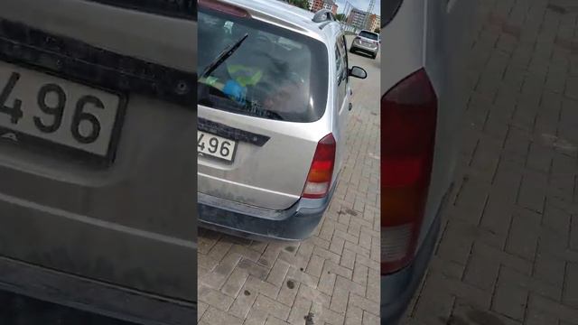Саня потерял трусы в бассейне. смотреть онлайн