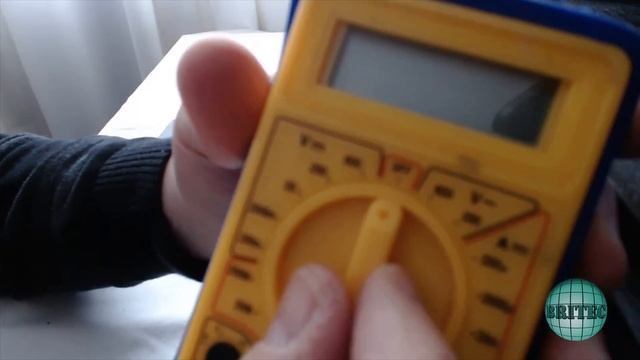 Test Laptop AC Power Adapter with Multimeter by Britec смотреть онлайн