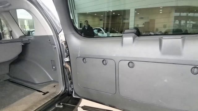 TOYOTA Land Cruiser 150 смотреть онлайн
