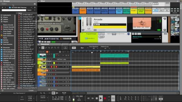 Reason 12 | Scales & Chords Does One thing Chord Sequencer Can't Do | Reason Studios