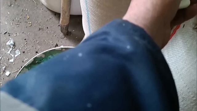 В ДЕРЕВНЮ ВЕРНУЛАСЬ ЗИМА/В МЕТЕЛЬ РАБОТЫ ПО ХОЗЯЙСТВУ/ смотреть онлайн