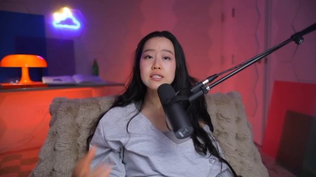 Honor Roll Student Kills Mom With Cast Iron Skillet & Steak Knife To Hide Her College Secrets смотреть онлайн