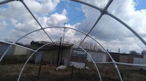 Моя теплица из полипропиленовых труб диаметром 20.Делала сама без посторонней помощи.