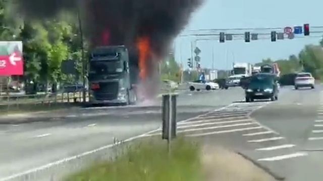 Саня во Флориде, [15.06.2023 17:00] Саня во Флориде, [15.06.2023 17:00] смотреть онлайн